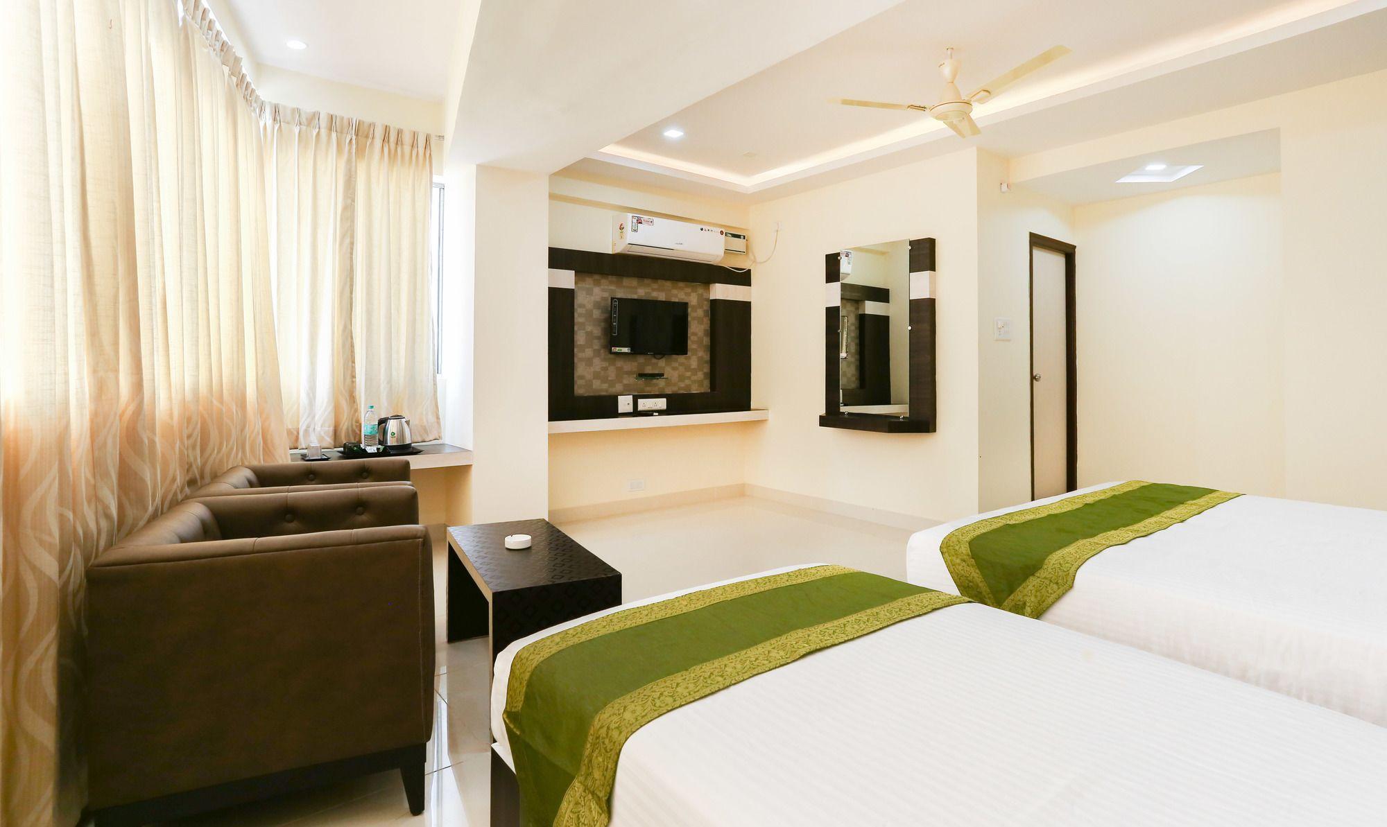 Fabhotel Rotano Suites - Yelahanka Бангалор Екстериор снимка