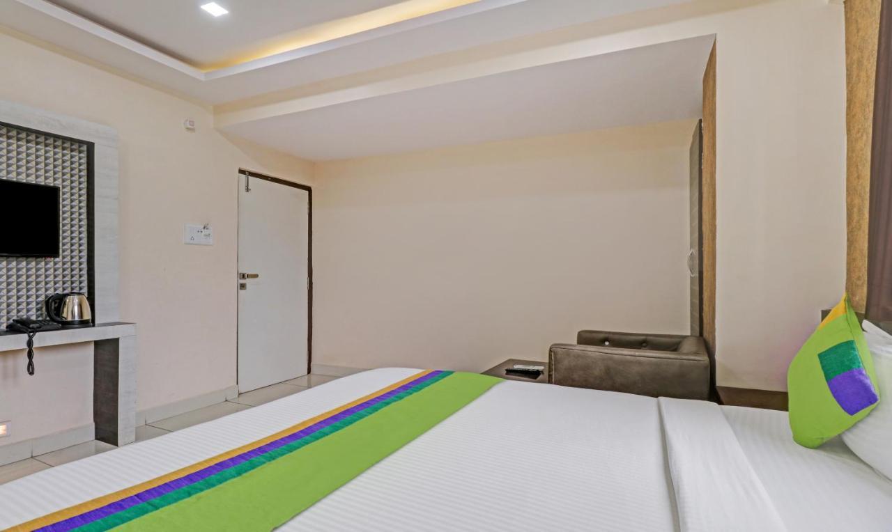 Fabhotel Rotano Suites - Yelahanka Бангалор Екстериор снимка