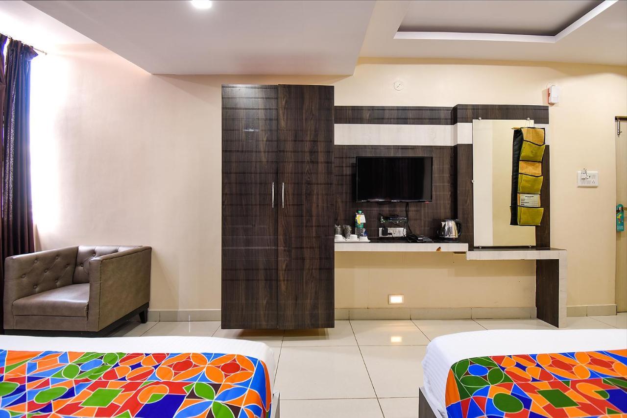 Fabhotel Rotano Suites - Yelahanka Бангалор Екстериор снимка