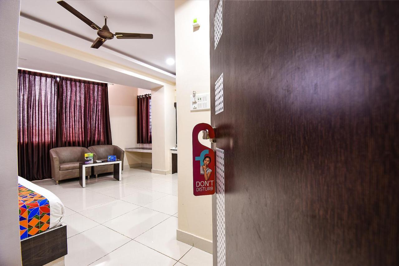Fabhotel Rotano Suites - Yelahanka Бангалор Екстериор снимка