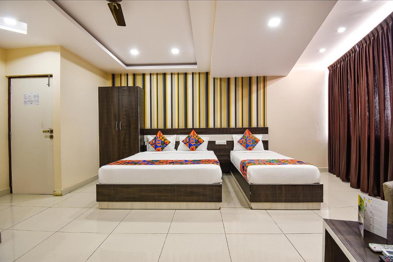 Fabhotel Rotano Suites - Yelahanka Бангалор Екстериор снимка