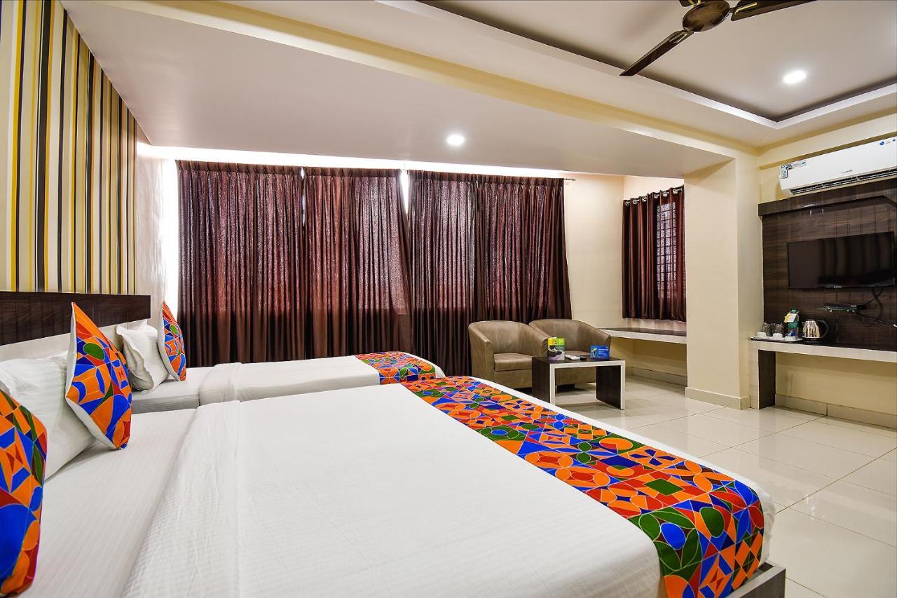 Fabhotel Rotano Suites - Yelahanka Бангалор Екстериор снимка